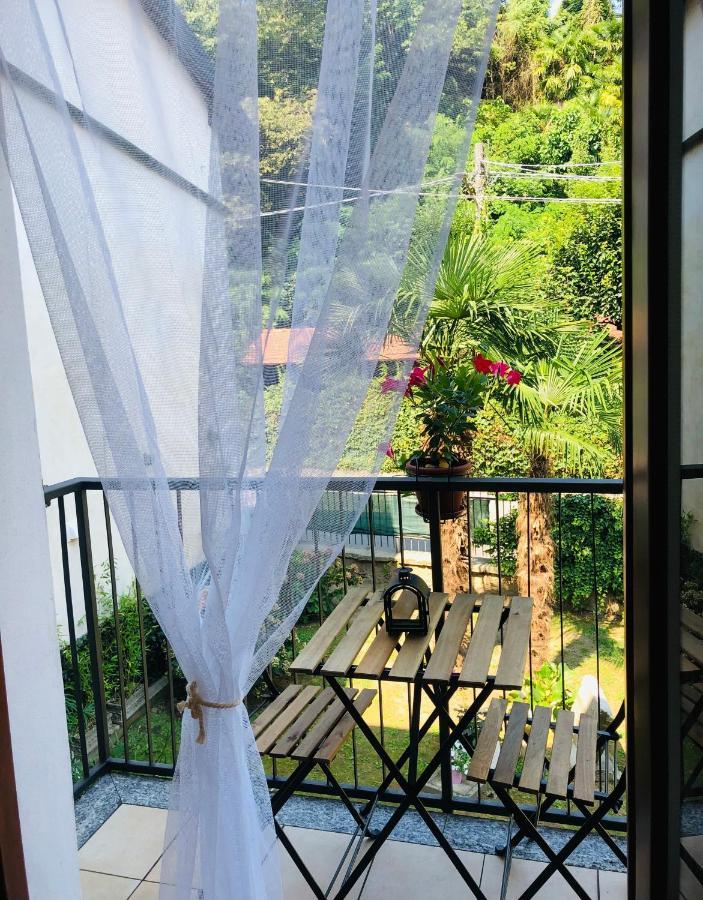 Casa Nonna Elide 2 Appartement Besozzo Buitenkant foto